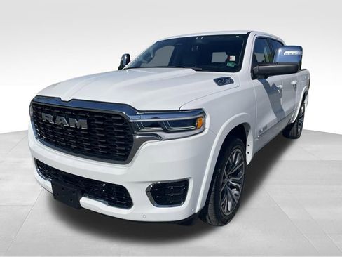 Used 2025 RAM 1500 Tungsten w/ Towing Technology Group AWD/4WD image 18