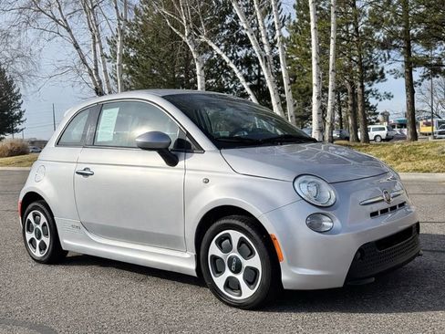 Used 2014 FIAT 500 e image 40