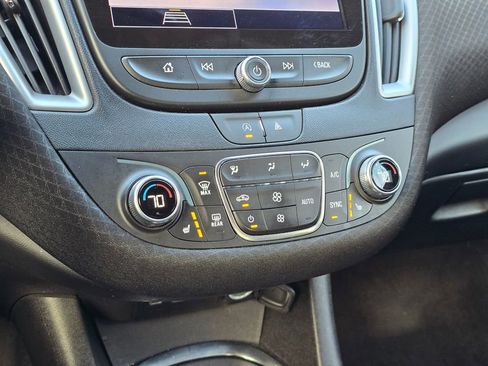 Used 2023 Chevrolet Malibu LT image 21