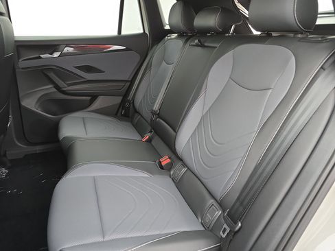 New 2026 Volkswagen Tiguan SE R-Line AWD/4WD image 14