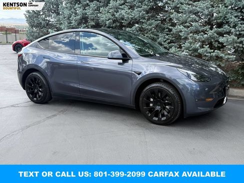 Used 2023 Tesla Model Y Long Range AWD/4WD image 11