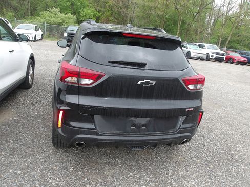 Used 2020 Chevrolet Malibu LS FWD image 2