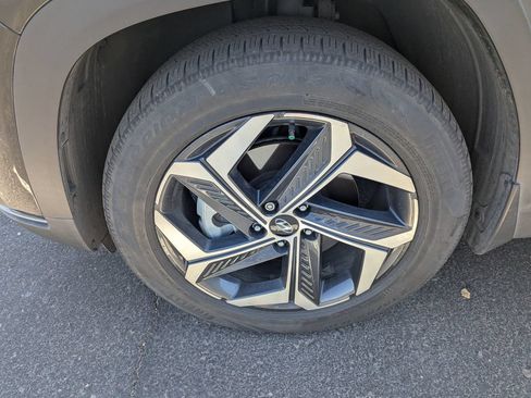 Used 2022 Hyundai Tucson Limited AWD/4WD image 10