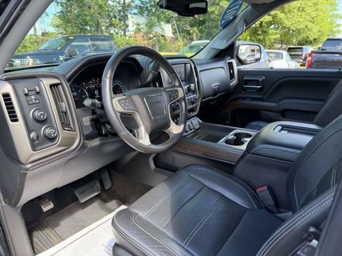 Used 2017 GMC Sierra 1500 Denali w/ Denali Ultimate Package AWD/4WD image 11