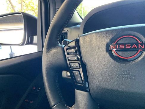 Used 2026 Nissan Frontier PRO-4X AWD/4WD image 8