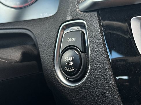 Used 2018 BMW M2 image 18