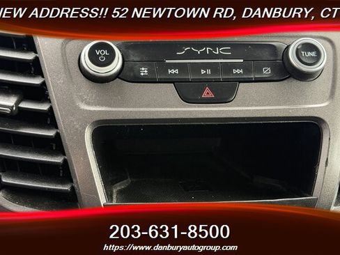 Used 2022 Ford Transit Connect XLT FWD image 19