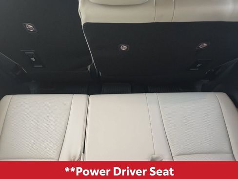 Used 2024 Toyota Grand Highlander XLE image 15