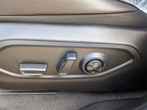 New 2025 Jeep Grand Cherokee Limited image 8