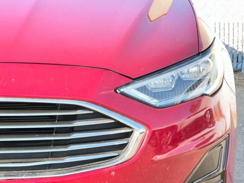 Used 2019 Ford Fusion SEL FWD image 14
