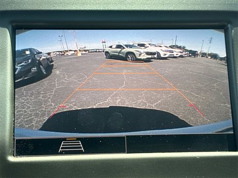 Used 2023 Chevrolet Equinox LS w/ LS Convenience Package image 29