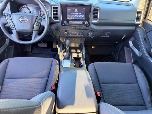 Used 2022 Nissan Frontier SV image 23
