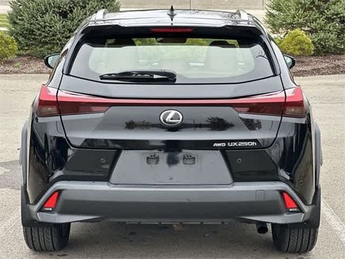 Used 2023 Lexus UX 250h AWD w/ Premium Package image 4