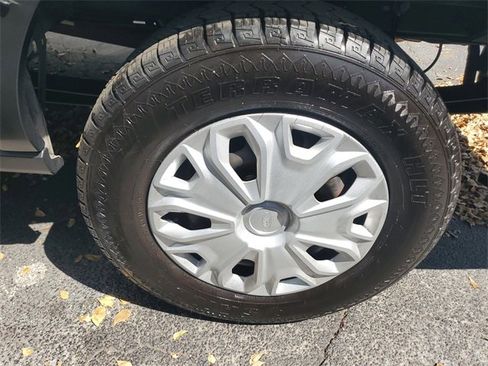 Used 2023 Ford Transit 350 XLT image 9