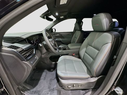 Used 2026 GMC Acadia AT4 w/ Luxury Package AWD/4WD image 22