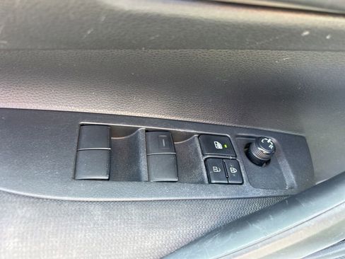 Used 2023 Toyota Corolla LE FWD image 14