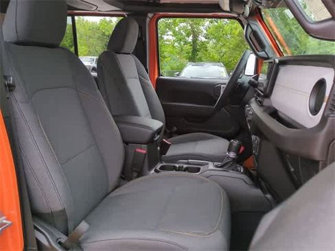 New 2025 Jeep Gladiator Sport image 21