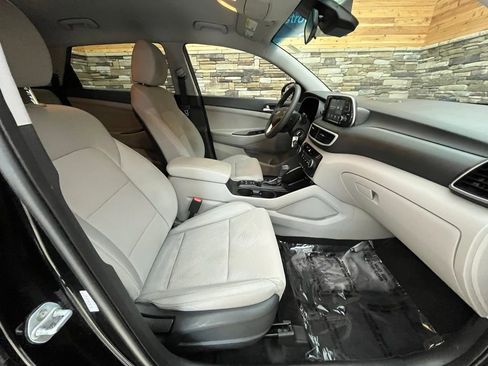 Used 2019 Hyundai Tucson SE image 36