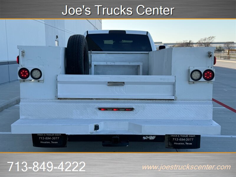 Used 2019 RAM 3500 Tradesman w/ Chrome Appearance Group RWD image 6