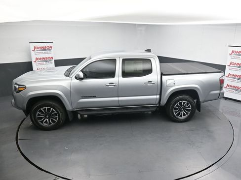 Used 2023 Toyota Tacoma TRD Sport AWD/4WD image 23