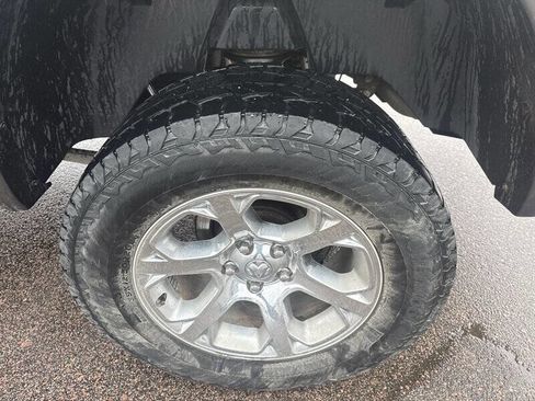 Used 2017 RAM 1500 Laramie w/ Convenience Group image 14