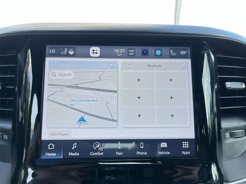 Used 2024 RAM 1500 Laramie image 17