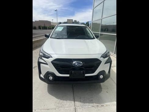 Used 2024 Subaru Outback Onyx Edition AWD/4WD image 3
