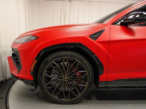 Used 2025 Lamborghini Urus SE image 10