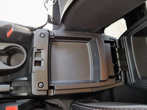 Used 2014 Jeep Wrangler Sport AWD/4WD image 26