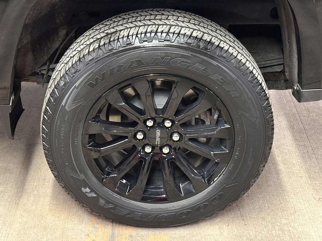 Certified 2022 GMC Canyon Elevation w/ Elevation Premium Package AWD/4WD image 12