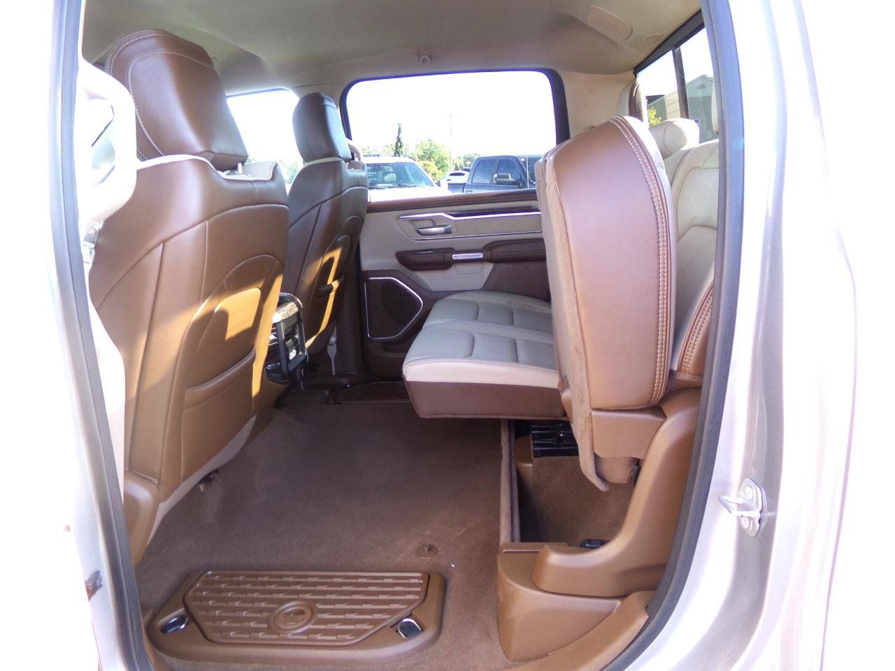 Used 2019 RAM 1500 Laramie AWD/4WD image 50