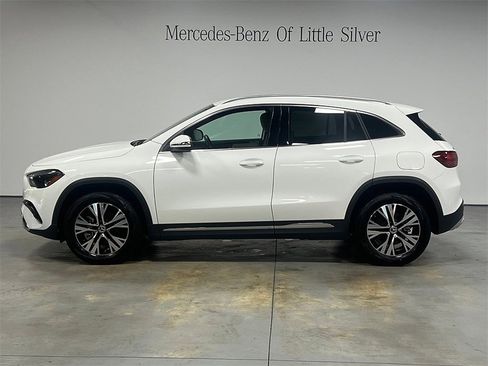 Used 2025 Mercedes-Benz GLA 250 4MATIC image 2