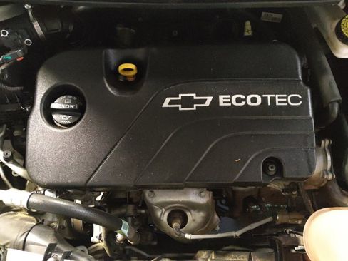 Used 2021 Chevrolet Spark LT FWD image 30