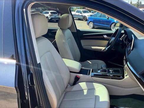 Used 2019 Audi Q5 2.0T Premium Plus w/ Premium Plus Package image 10