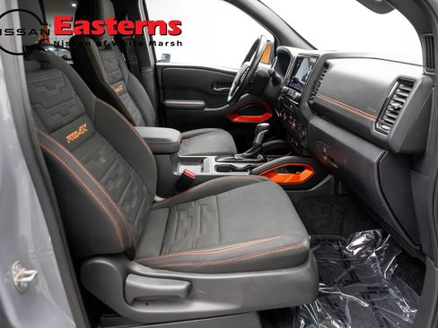 Used 2023 Nissan Frontier PRO-4X w/ Technology Package AWD/4WD image 24