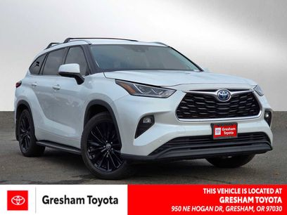 Used 2023 Toyota Highlander Limited