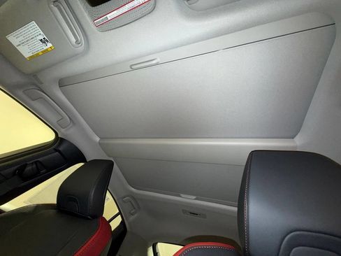 New 2026 Toyota Prius Plug-In Hybrid FWD image 19