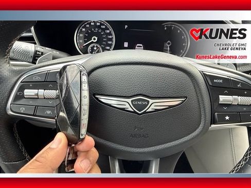 Used 2025 Genesis G70 2.5T AWD/4WD image 34