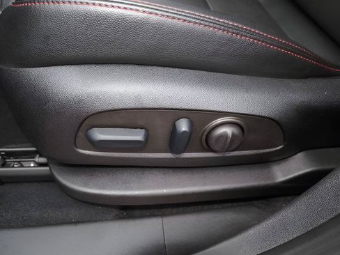 Used 2023 Chevrolet Equinox RS w/ RS Leather Package FWD image 25