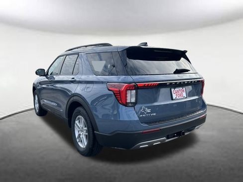 New 2026 Ford Explorer Active w/ Active Comfort Package image 3