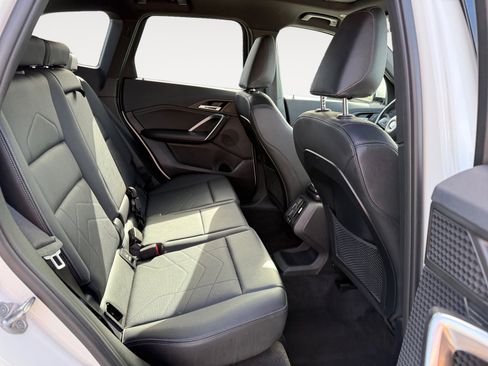 Used 2023 BMW X1 xDrive28i image 18