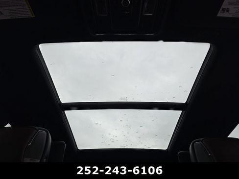 Used 2023 GMC Yukon Denali Ultimate AWD/4WD image 13