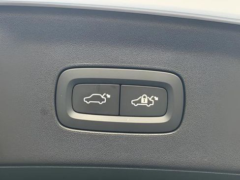 Used 2022 Polestar Polestar 2 Long Range Dual Motor image 23