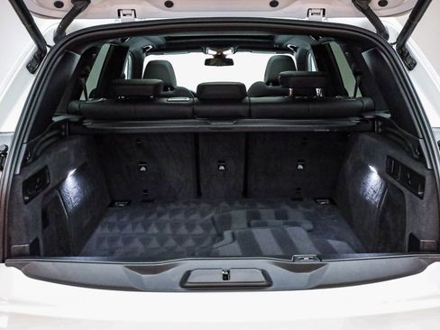 Used 2022 BMW X5 sDrive40i w/ Parking Assistance Package image 28