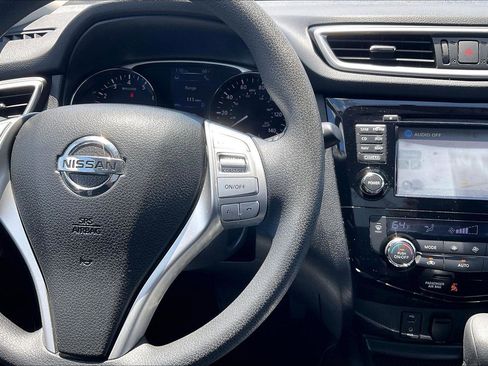 Used 2014 Nissan Rogue SV w/ SV Premium Package FWD image 20