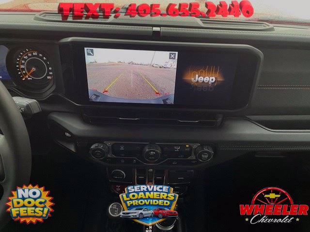 Used 2026 Jeep Gladiator Mojave AWD/4WD image 21