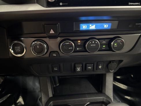 Used 2023 Toyota Tacoma TRD Sport image 32