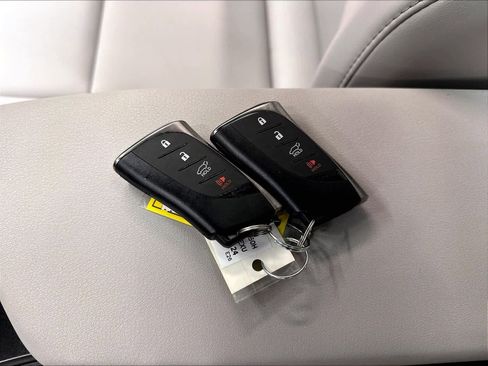 Used 2024 Lexus UX 250h FWD image 38