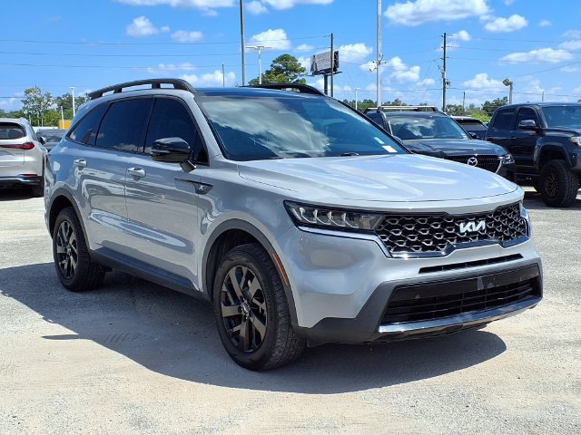Used 2022 Kia Sorento S w/ Panoramic Sunroof Package AWD/4WD image 3