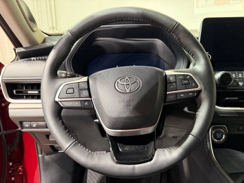 Certified 2026 Toyota Grand Highlander AWD image 25